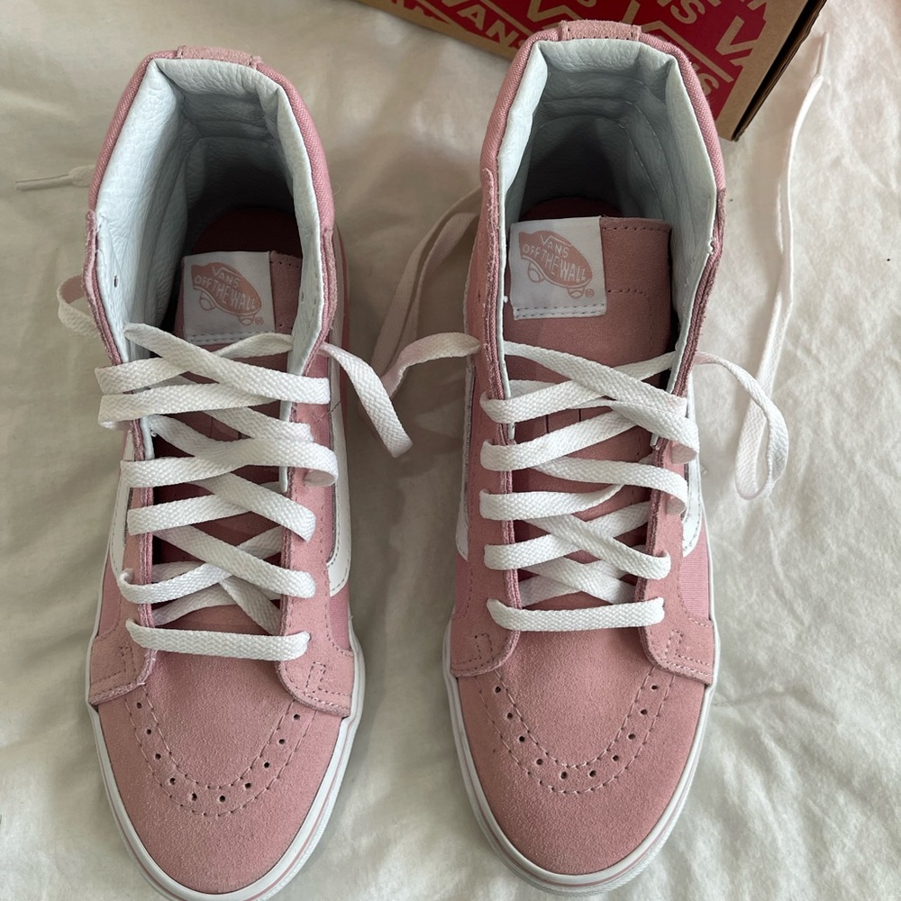 Vans - Picture 2 of 3